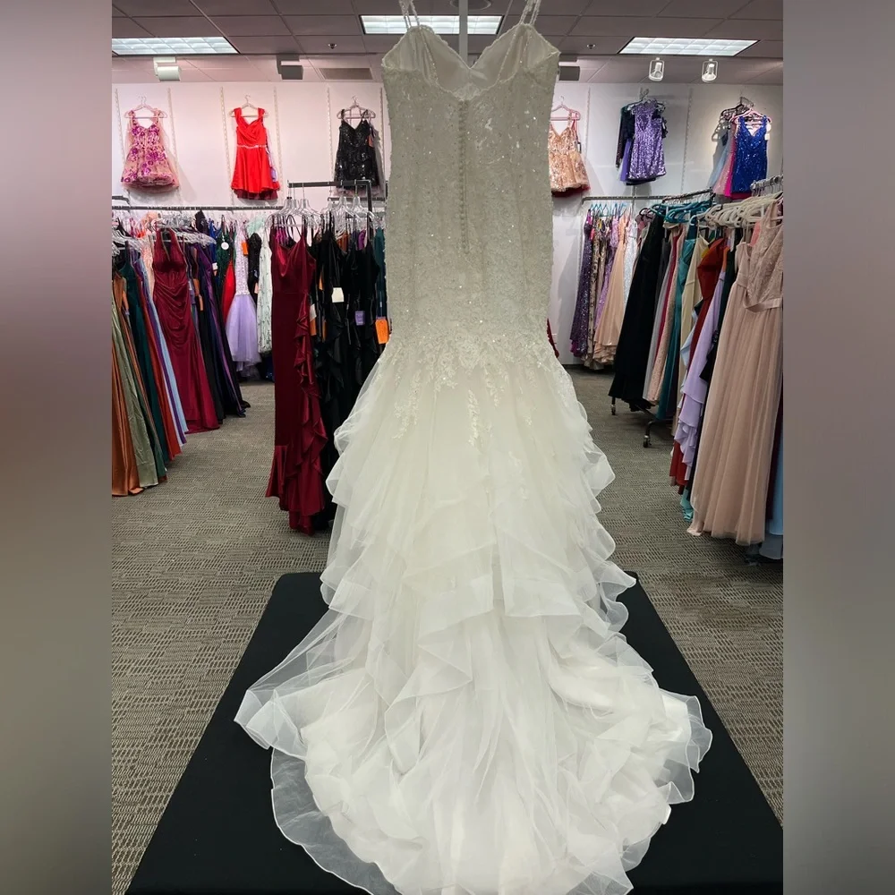 Mori Lee Mermaid Bridal Style 8118 - Picture 4 of 10